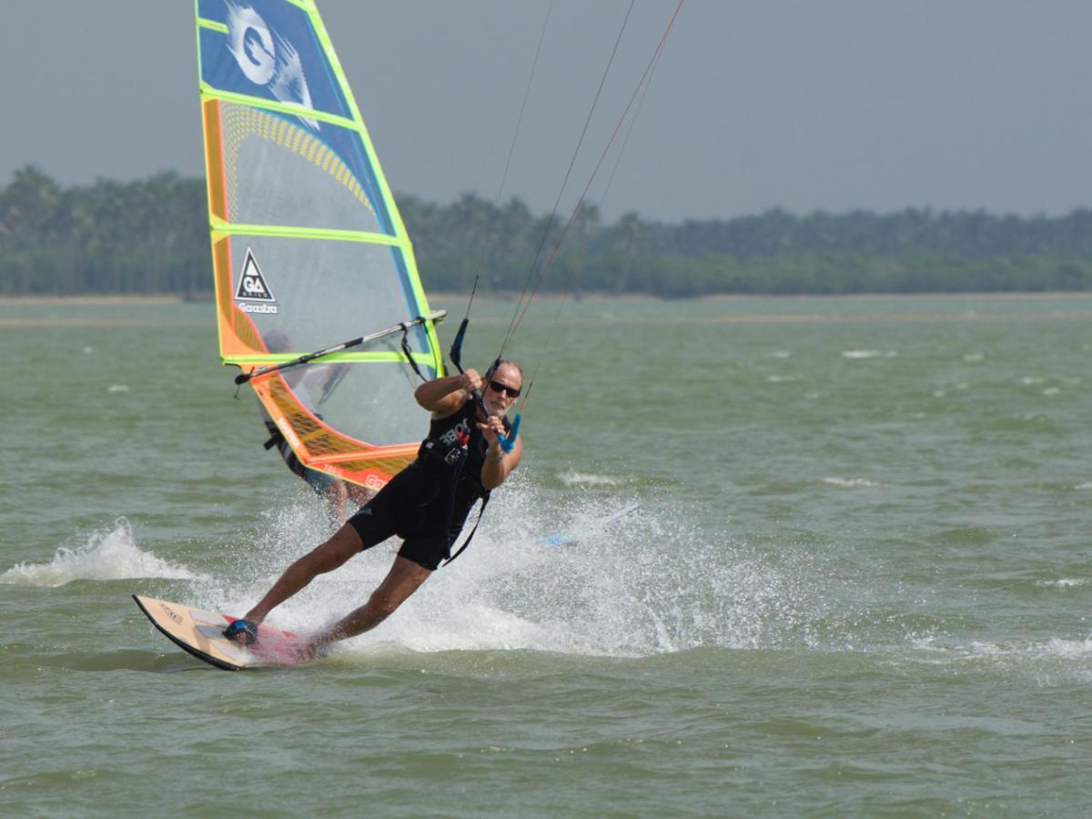 De Silva Wind Resort Kalpitiya - Kitesurfing School Sri Lanka Exterior foto