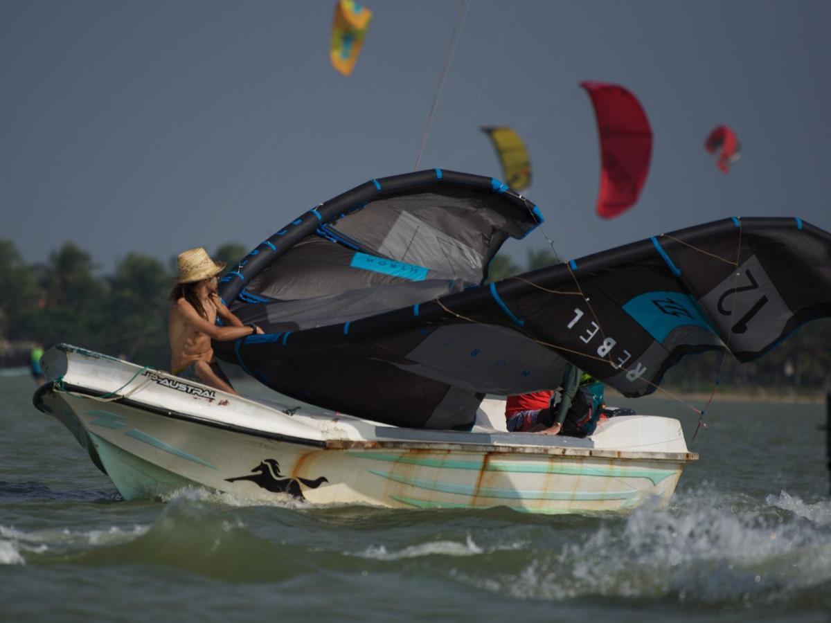 De Silva Wind Resort Kalpitiya - Kitesurfing School Sri Lanka Exterior foto
