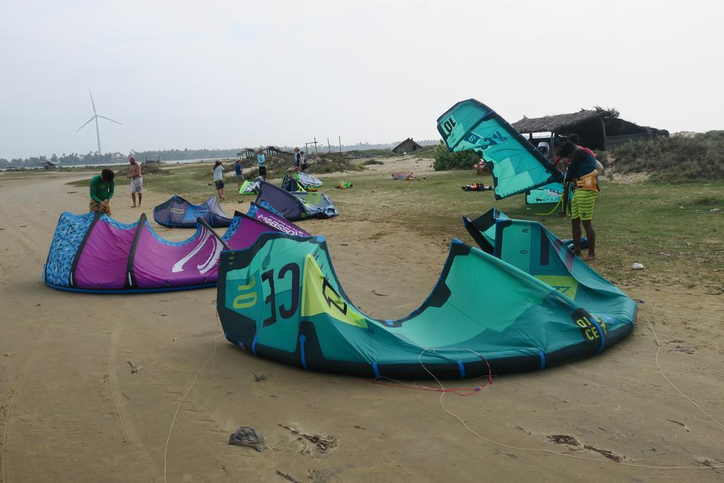 De Silva Wind Resort Kalpitiya - Kitesurfing School Sri Lanka Exterior foto
